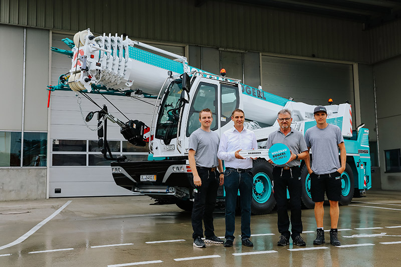 Holzbau Bögerl invests in the first mobile crane in the company's history