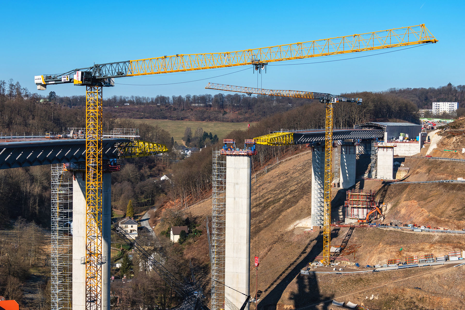 Two Liebherr cranes are supporting the A45 infrastructure project