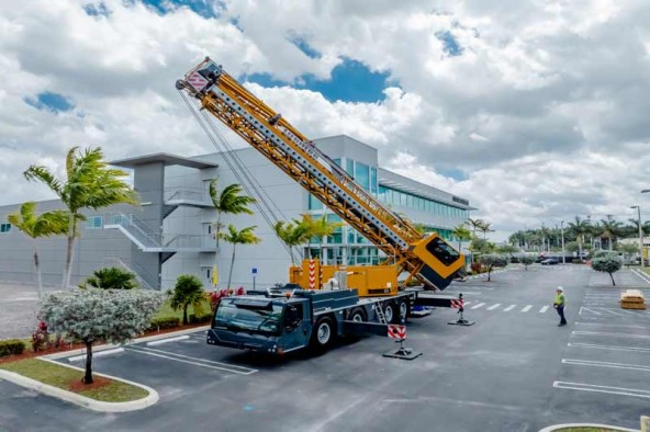 Liebherr USA MK 88-4.1 raised Liebherr USA MK 88-4.1 raised