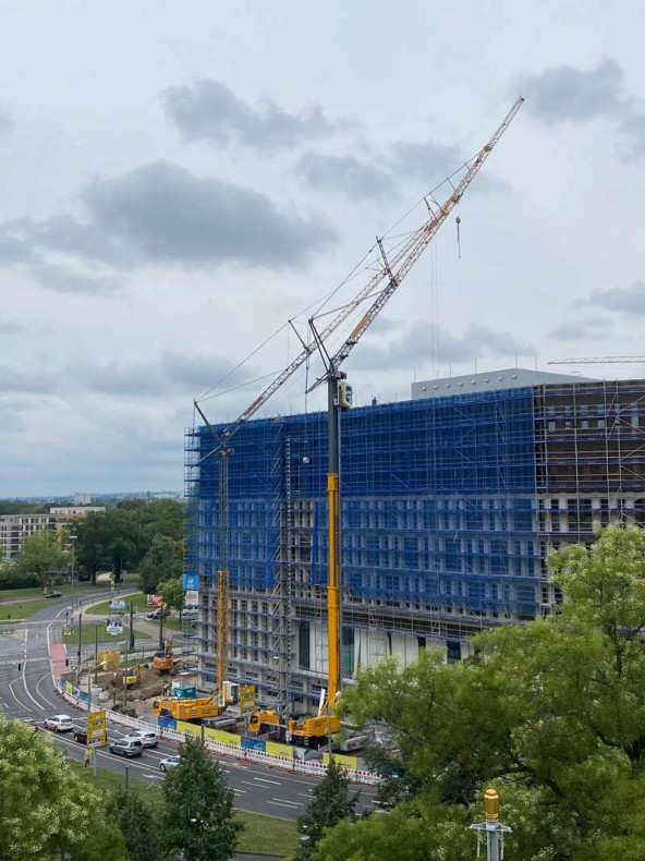 Liebherr USA MK 88-4.1 street image Liebherr USA MK 88-4.1 street image