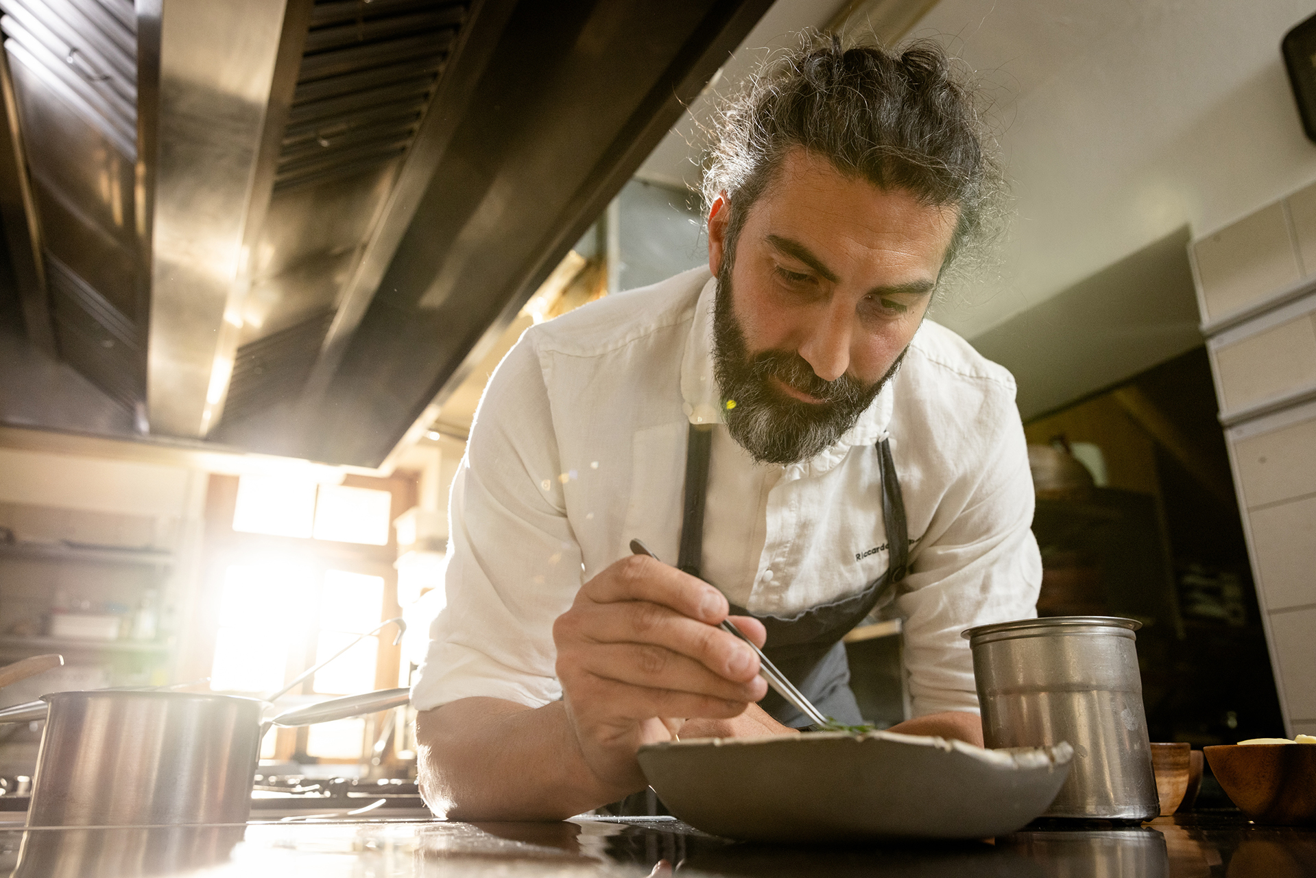 Sternekoch Riccardo Gaspari setzt auf professionelle Kühltechnologie von Liebherr