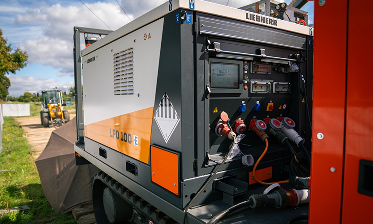 Liebherr helps shape one of Germany’s first low-emission construction projects