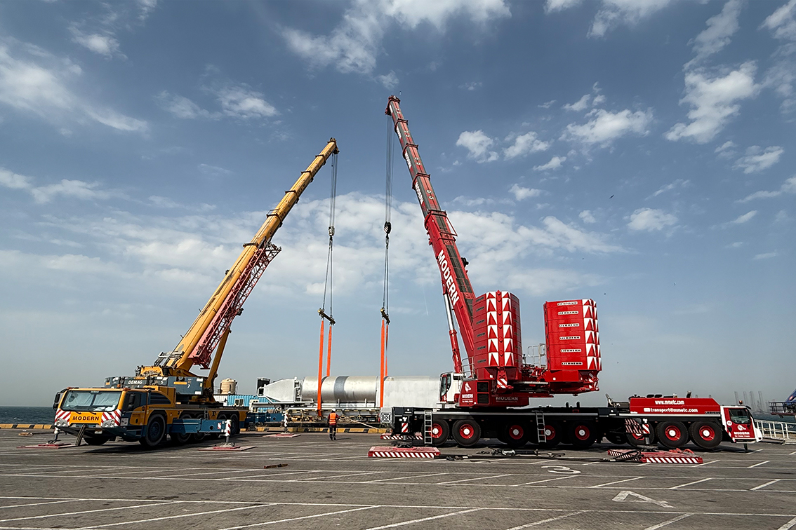 Liebherr-Mobilkran LTM 1450-8.1 verstärkt Flotte von MMETC  MODERN in Bahrain