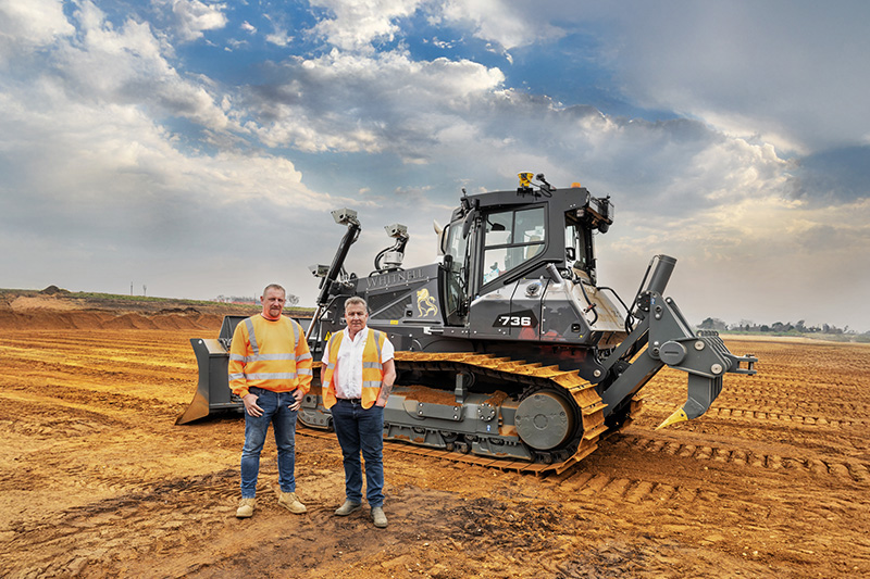 Whitnell plant chooses Liebherr PR 736 G8 for versatile earthmoving operations