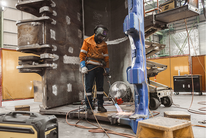 Liebherr-Australia’s fabrication team sets new record