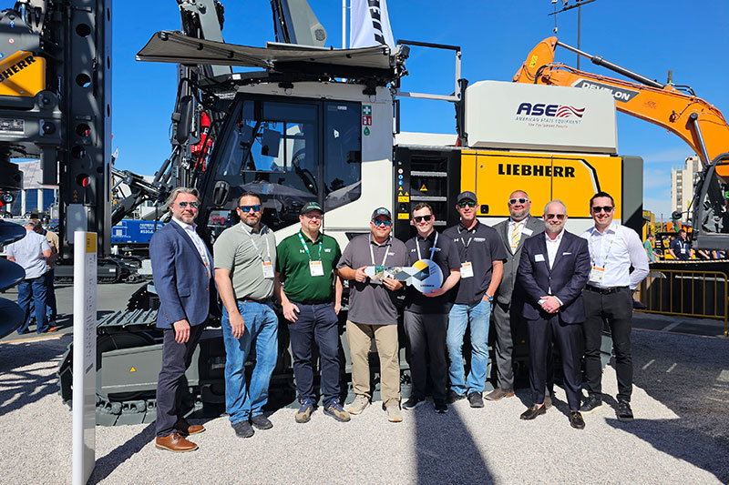Liebherr delivers an LRB 19 piling and drilling rig to Veit & Company at Conexpo 2026