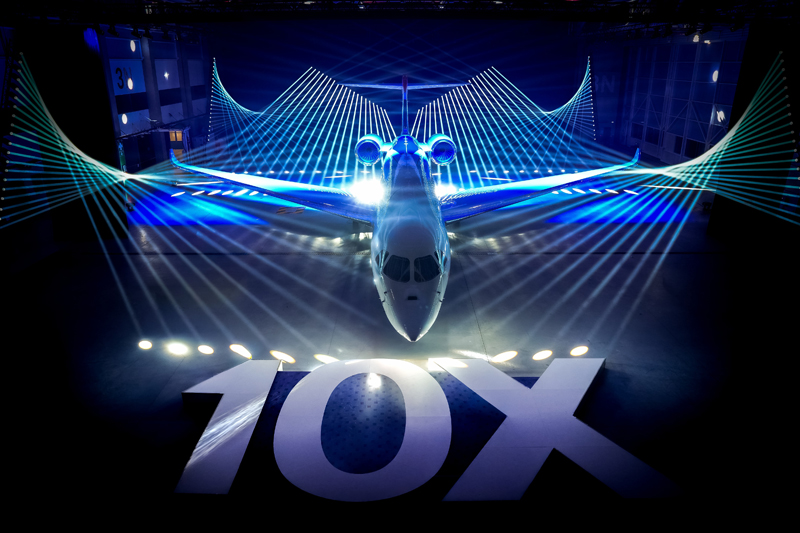 Roll-out: Liebherr on board the Falcon 10X