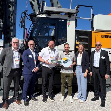 Keller North America acquires a Liebherr LRB 23 piling and drilling rig to add to their extensive fleet of Liebherr deep foundation machines stationed across the nation.