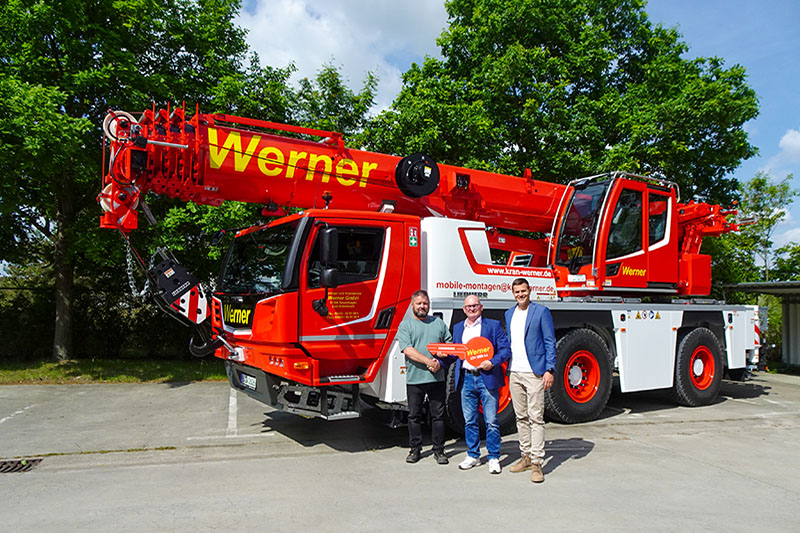 Mobility redefined: Montage- und Kranservice Werner takes delivery of a Liebherr LTM 1055-3.3 mobile crane