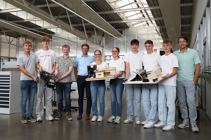 Liebherr-Förderpreise für Nachwuchstalente des Technischen Gymnasiums