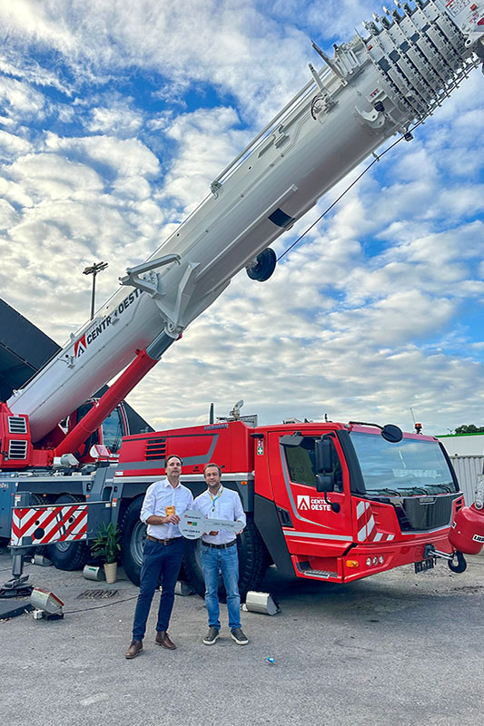 Centro Oeste takes delivery of Brazil’s first Liebherr LTM 1300-6.4 mobile crane