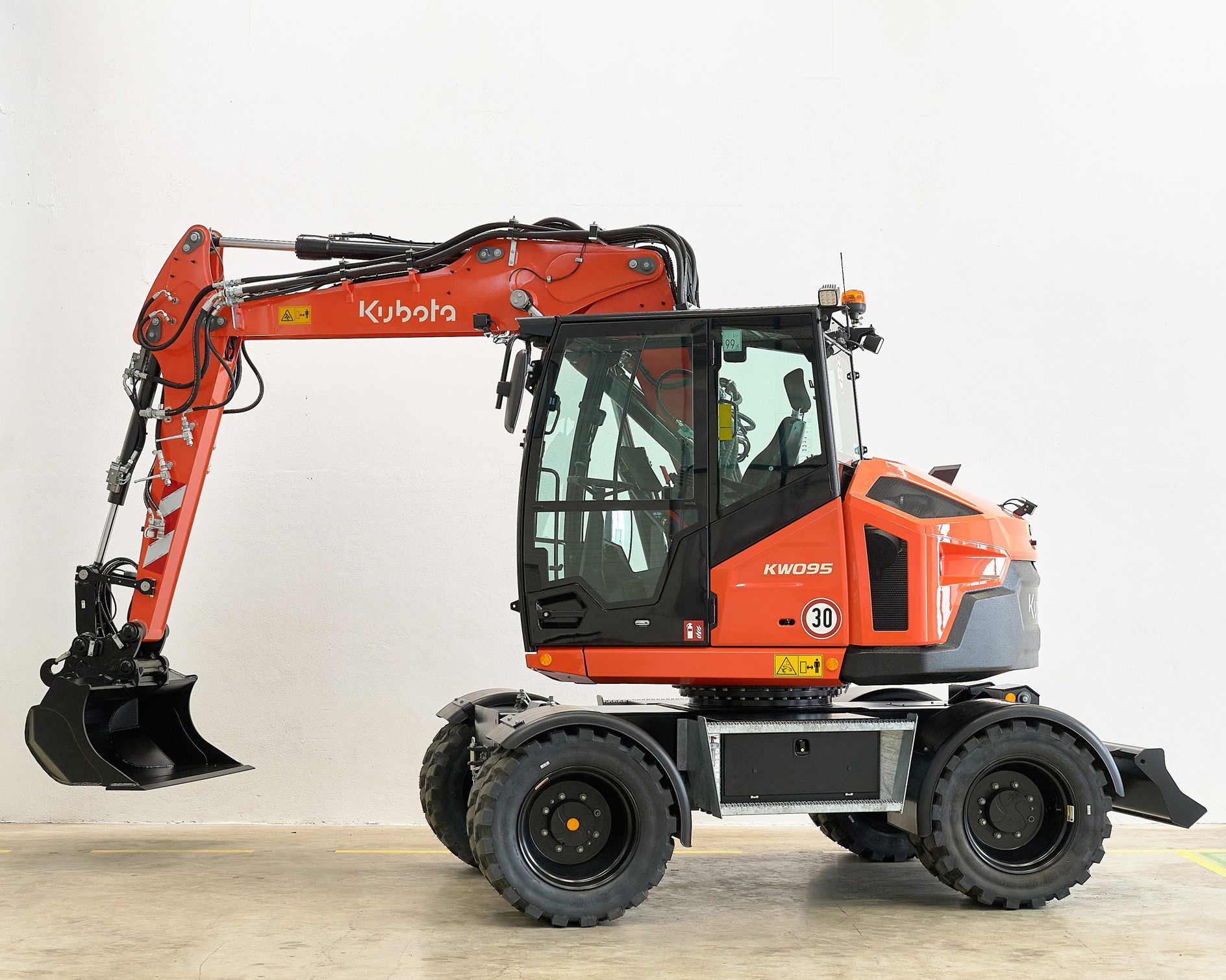 Liebherr hands over its first wheeled excavators to its partner