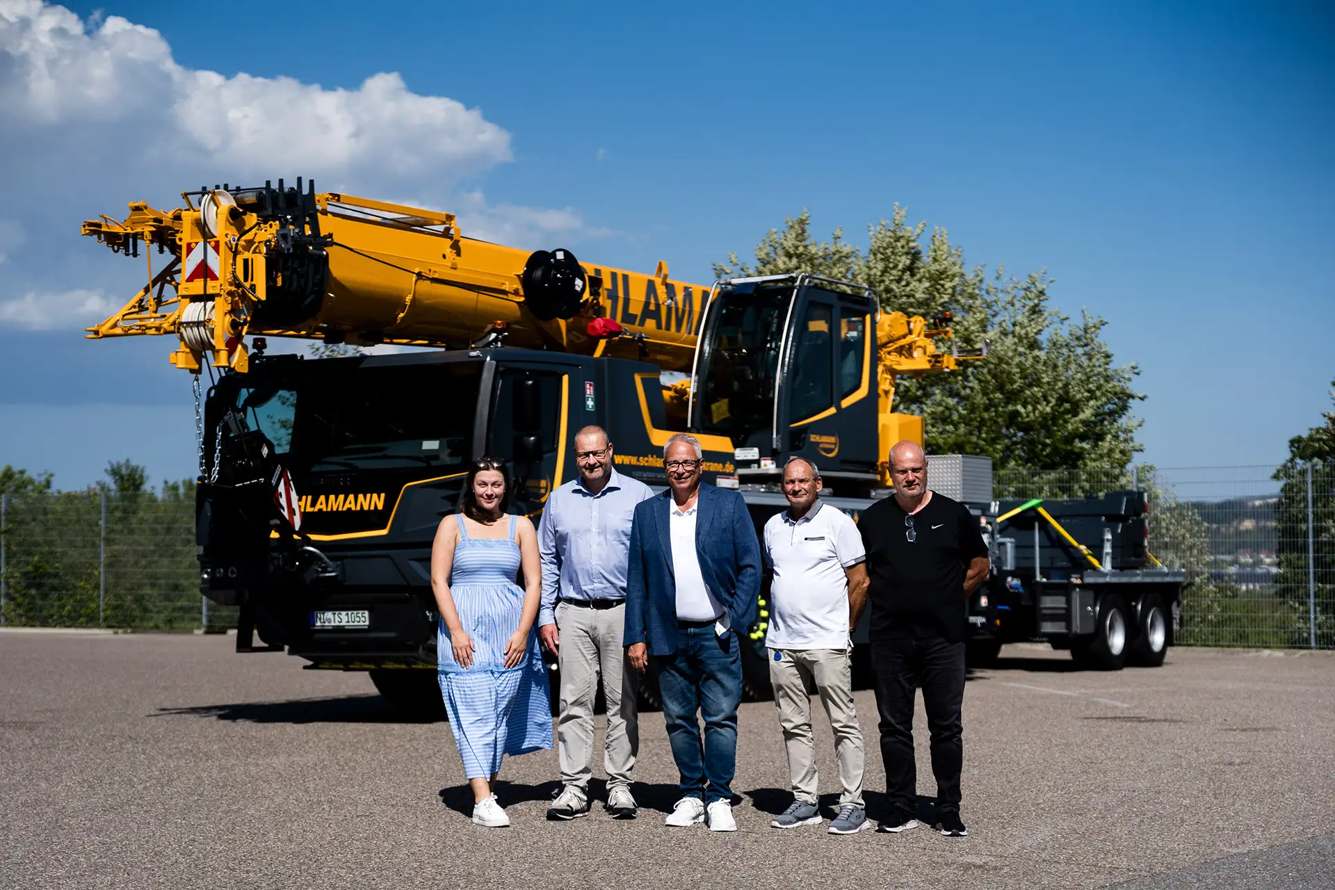 Genehmigungsfrei vom Süden in den Norden: neuer Liebherr-Mobilkran LTM 1055-3.3 für die Schlamann-Autokrane GmbH