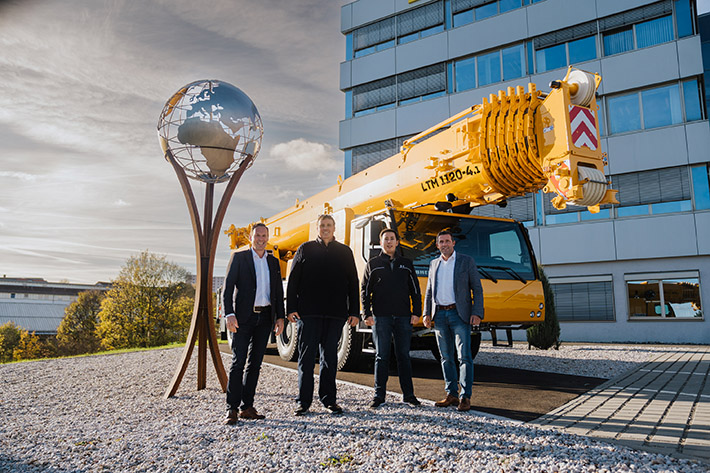 Investing in the future: Schuch strengthens its fleet with Liebherr mobile cranes
