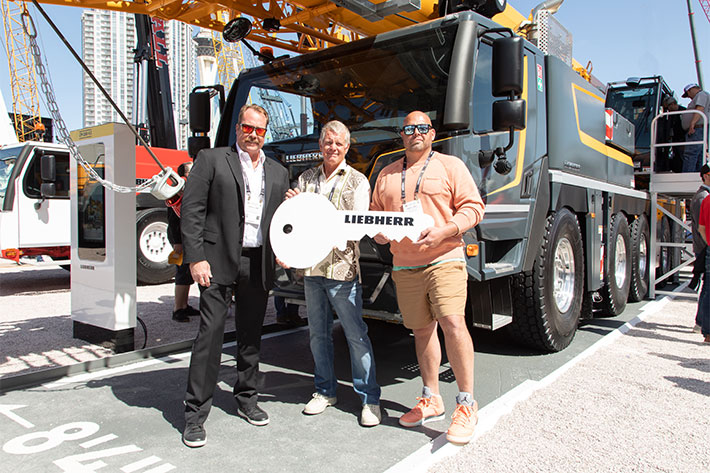 Liebherr hands over the LTM 1100-5.3 to Skyline Crane Rental LLC at Conexpo 2023