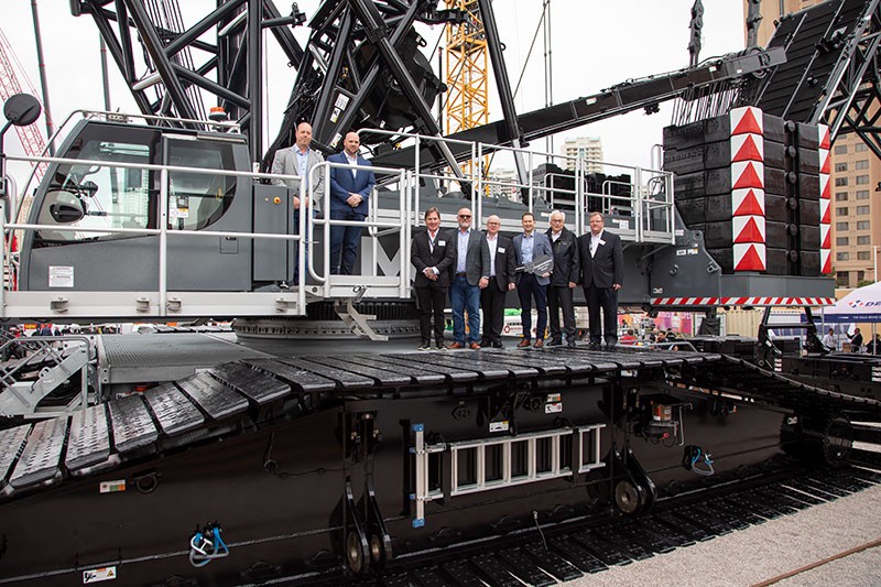 Three LR 1700-1.0 cranes for Canada – GUAY reinforces