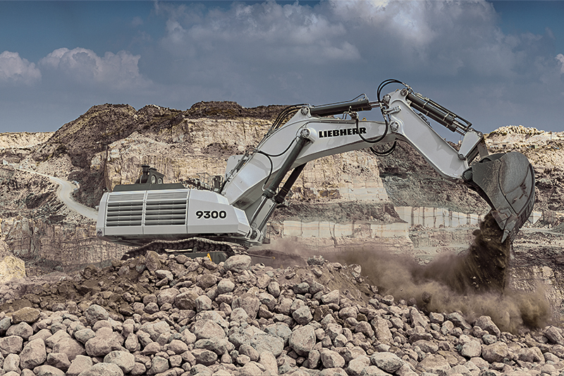 Market introduction of the Liebherr R 9300: a cutting-edge 250-tonne mining excavator 