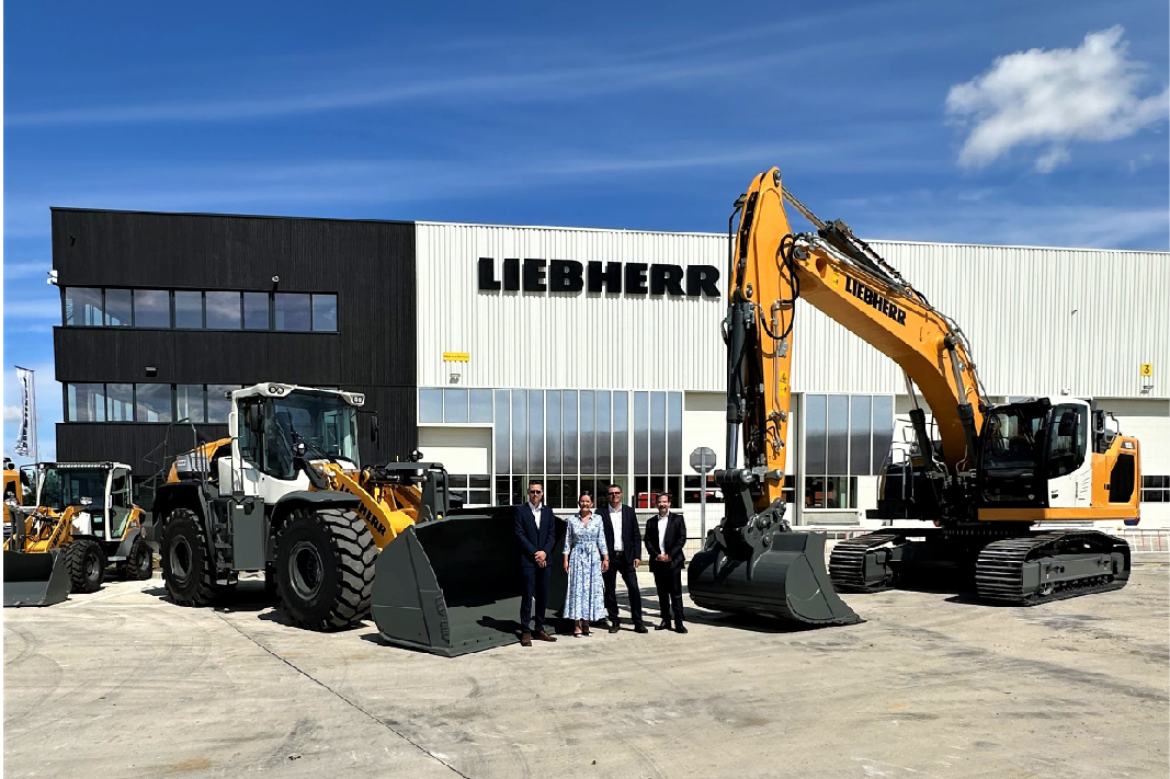 Grand jeu Liebherr à Taverny : les 5 modèles réduits remis à la gagnante