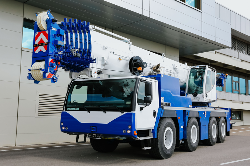 Snell Crane Service sets higher standards with a Liebherr LTM 1120-4.1 mobile crane