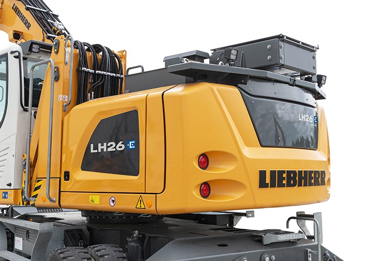 At Ecomondo 2023: Liebherr electric material handling machine LH