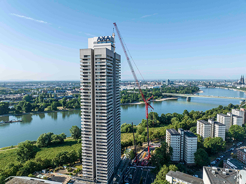 LTM 1750-9.1 in action in Cologne: balcony renovation at the Axa high-rise building