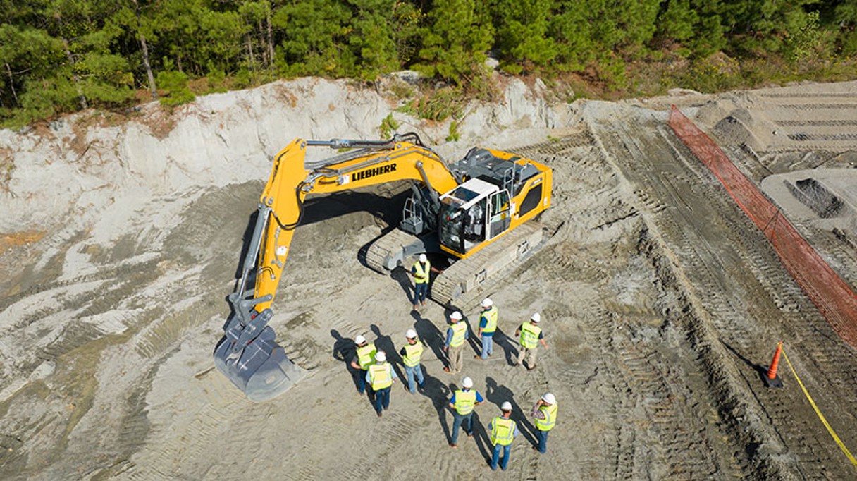 Liebherr USA, Co. holds 2023 earthmoving and material handling sales and training seminar