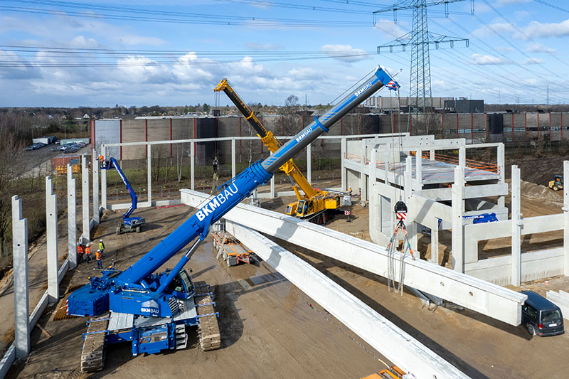 BKM builds faster with a Liebherr LTR 1220