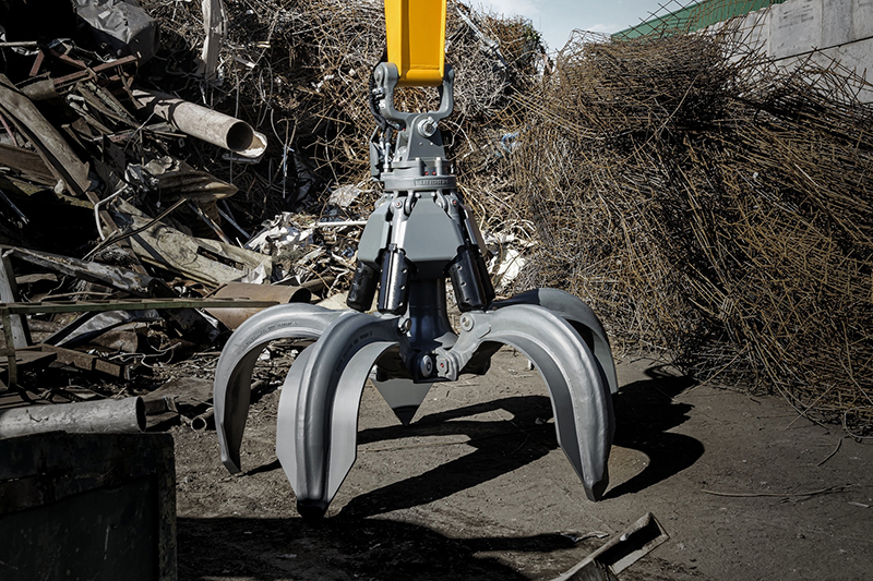 Liebherr-Mehrschalengreifer mit Baugewerbe Leserpreis ausgezeichnet