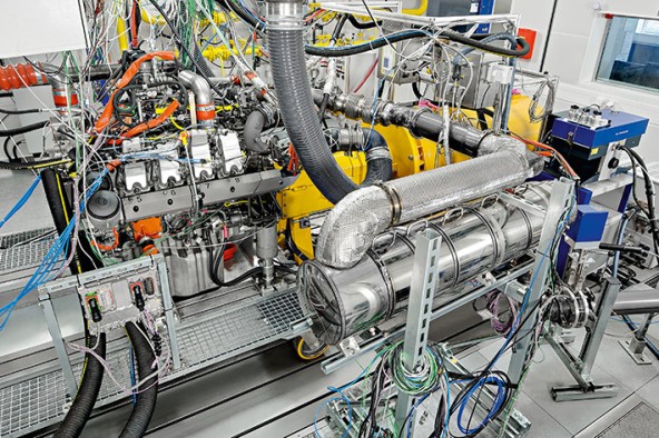 liebherr-scr-test-bench