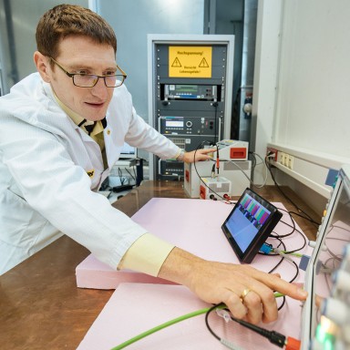 liebherr-test-center-for-electronics-electrical-tests-1