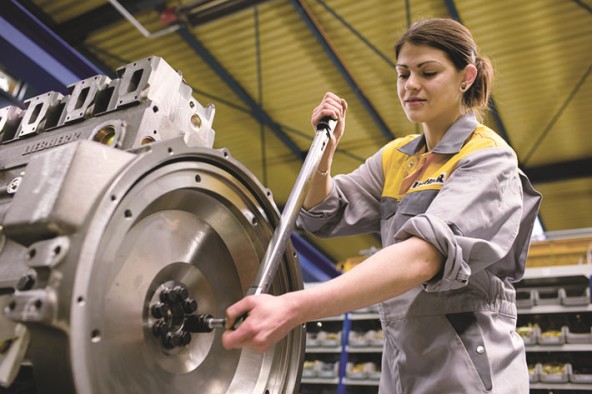 Assembly of a remanufactured diesel engine.