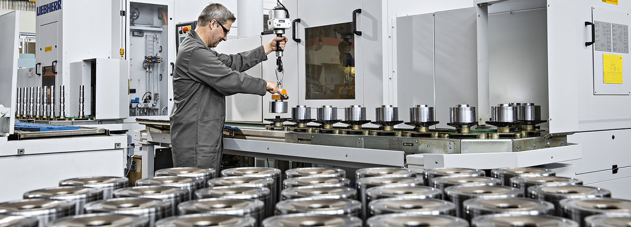 liebherr-image-axial-piston-unit-production