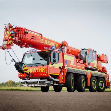 Liebherr-fire-service-cranes-teaser