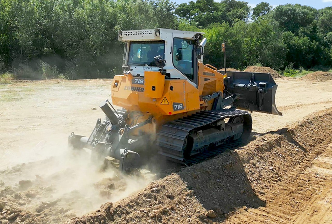 Liebherr-crawler-dozer-millet