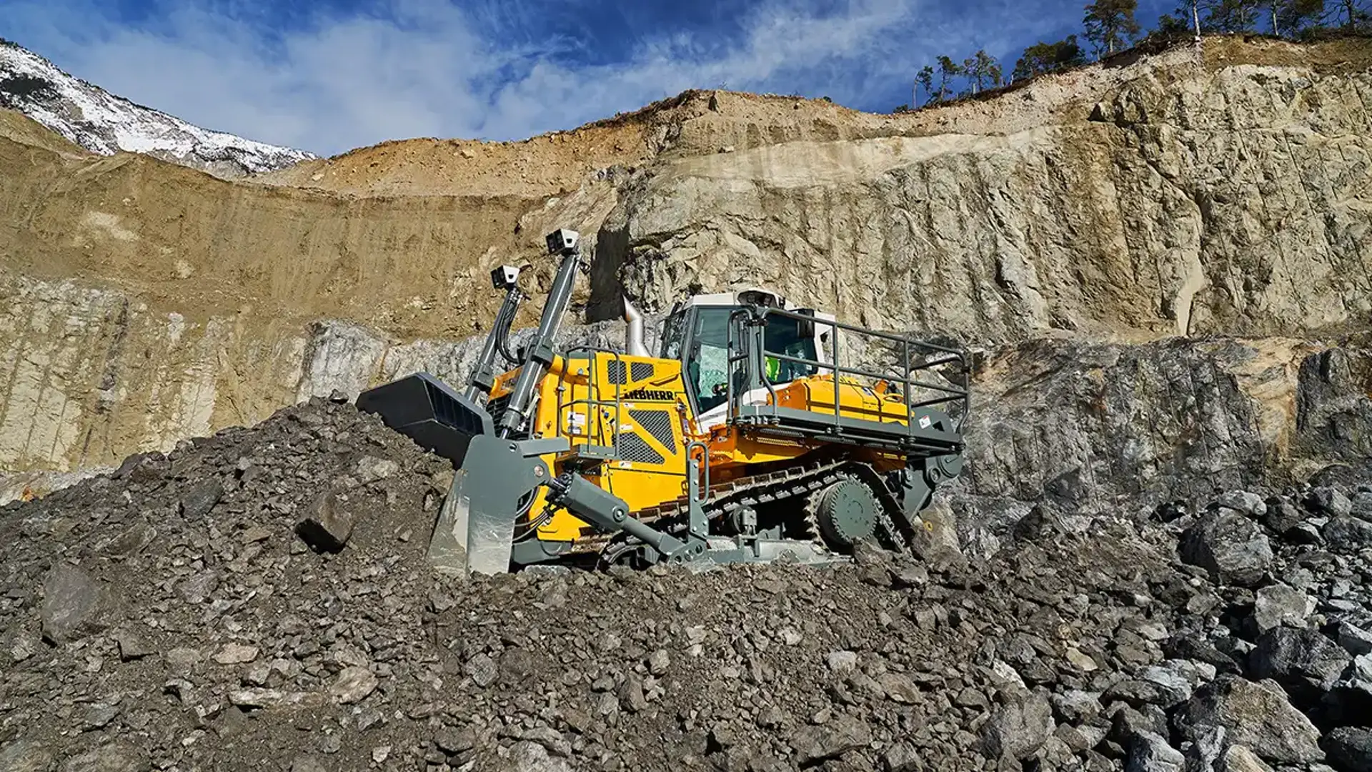 Liebherr-crawler-dozer-stage-2