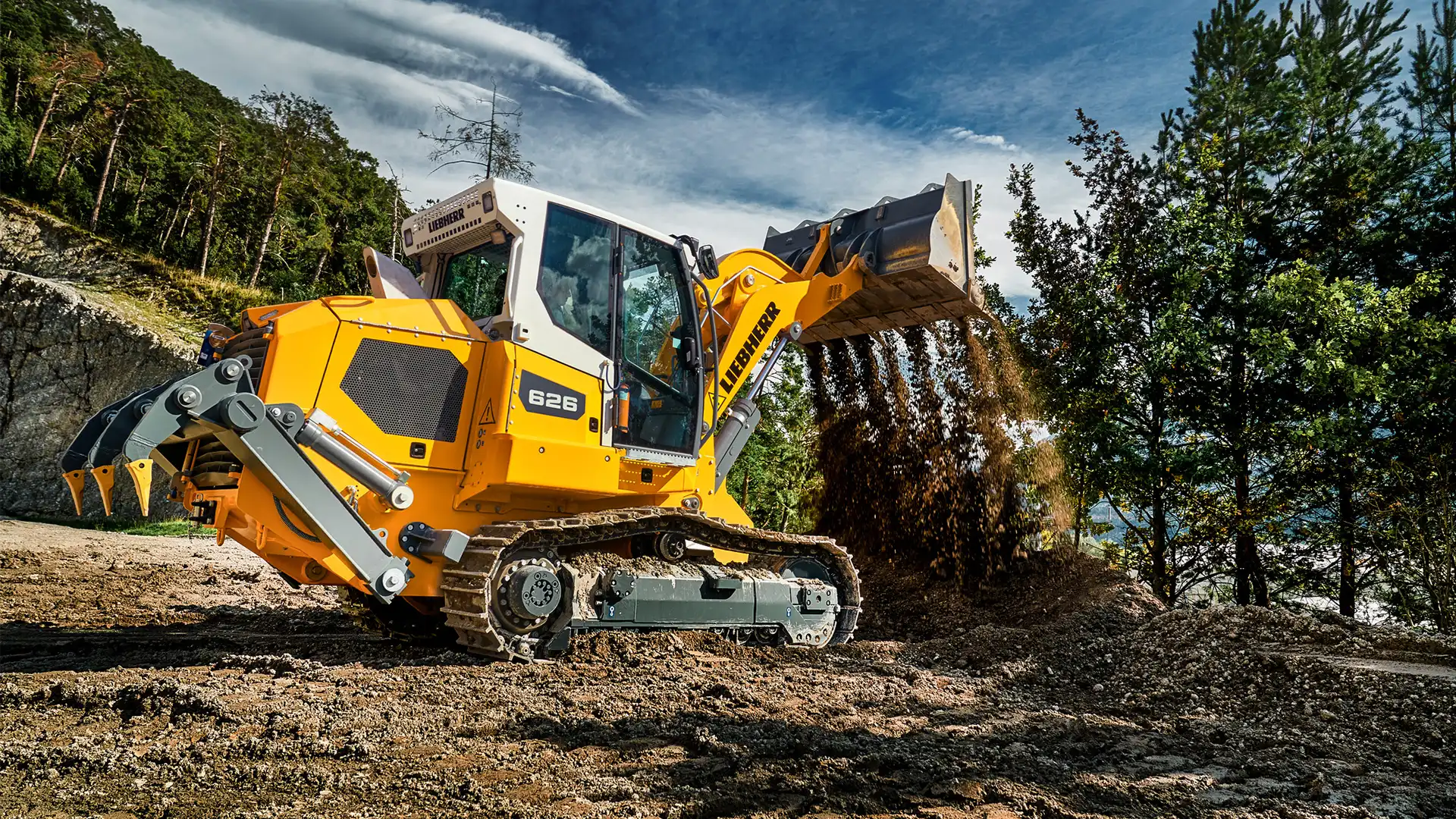 Liebherr-stage-crawler-loader