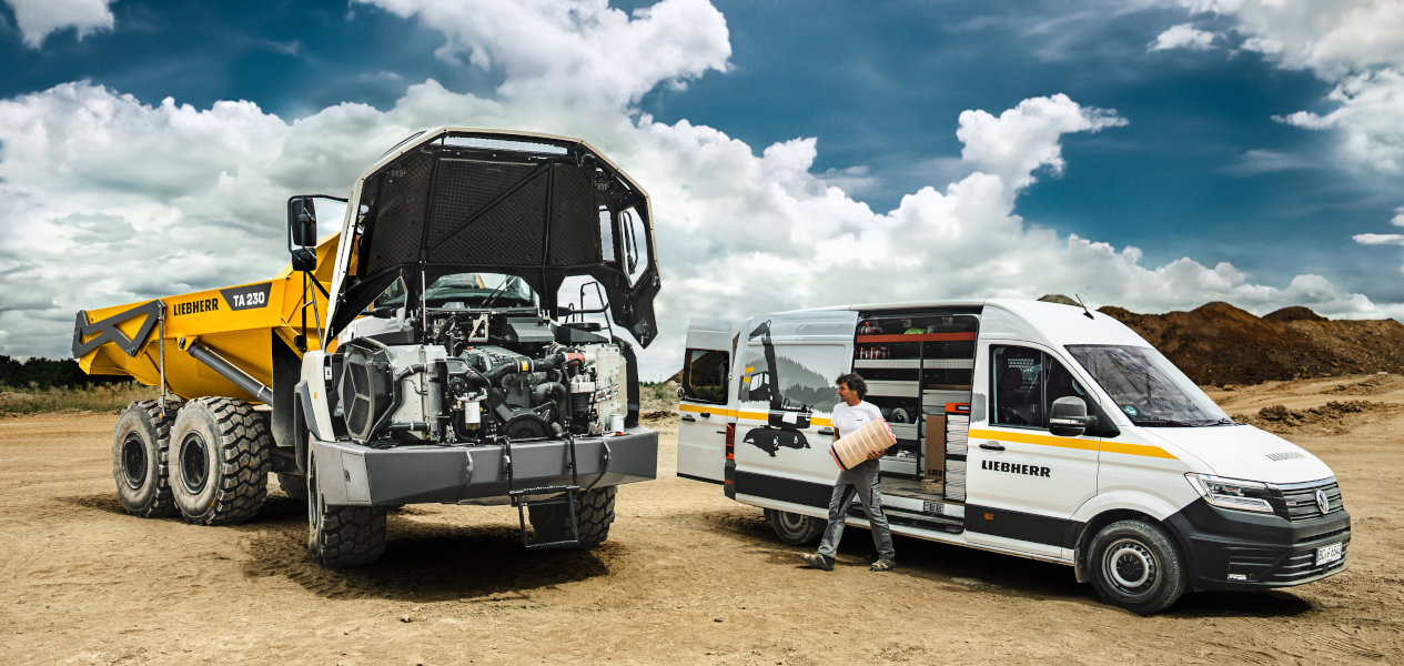 liebherr-customerservice-carepacks-servicecar-1920x600