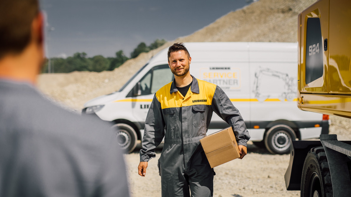 liebherr-bauma-stage-service