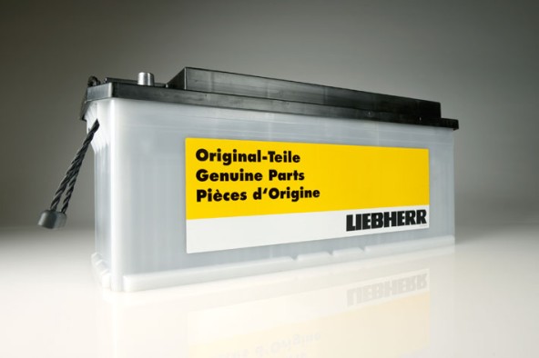 liebherr-service-starter-battery-contentpictureEN