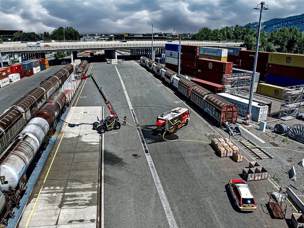 Liebherr-telesopic-handler-cargoterminal