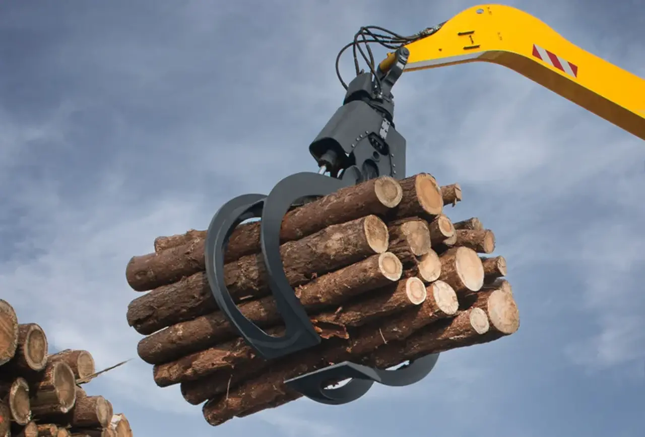 liebherr-mut-wood-grapples