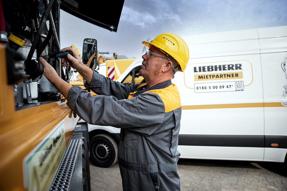 Liebherr Beratung und Service für Baumaschinen in Miete