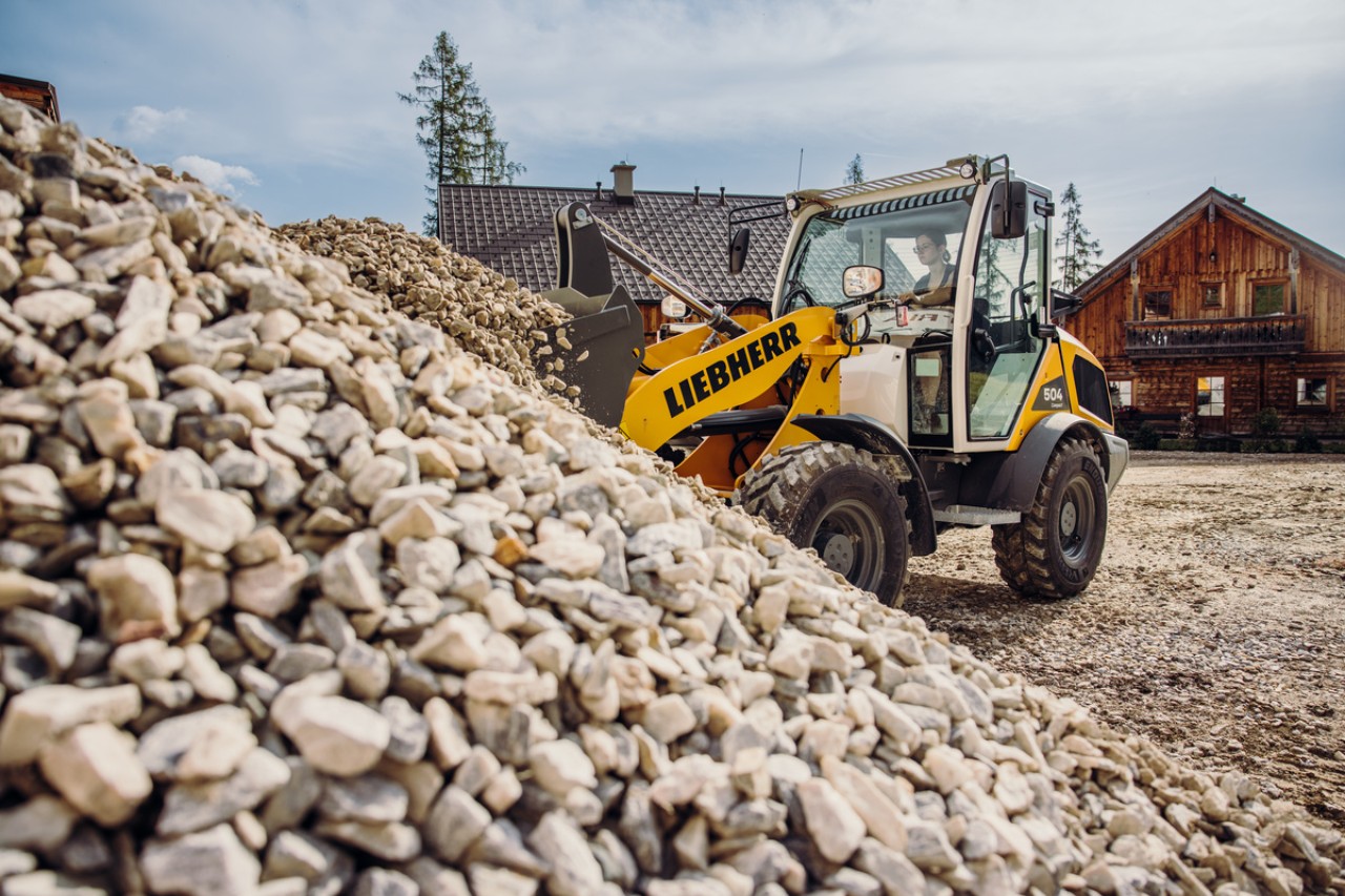 liebherr-L504_Compact_GALA_Bau