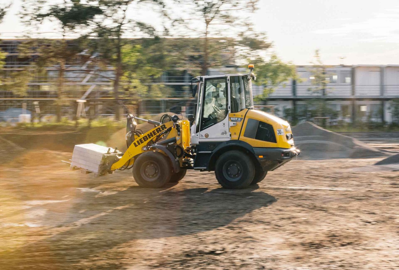 liebherr-l507-elektro-gabel