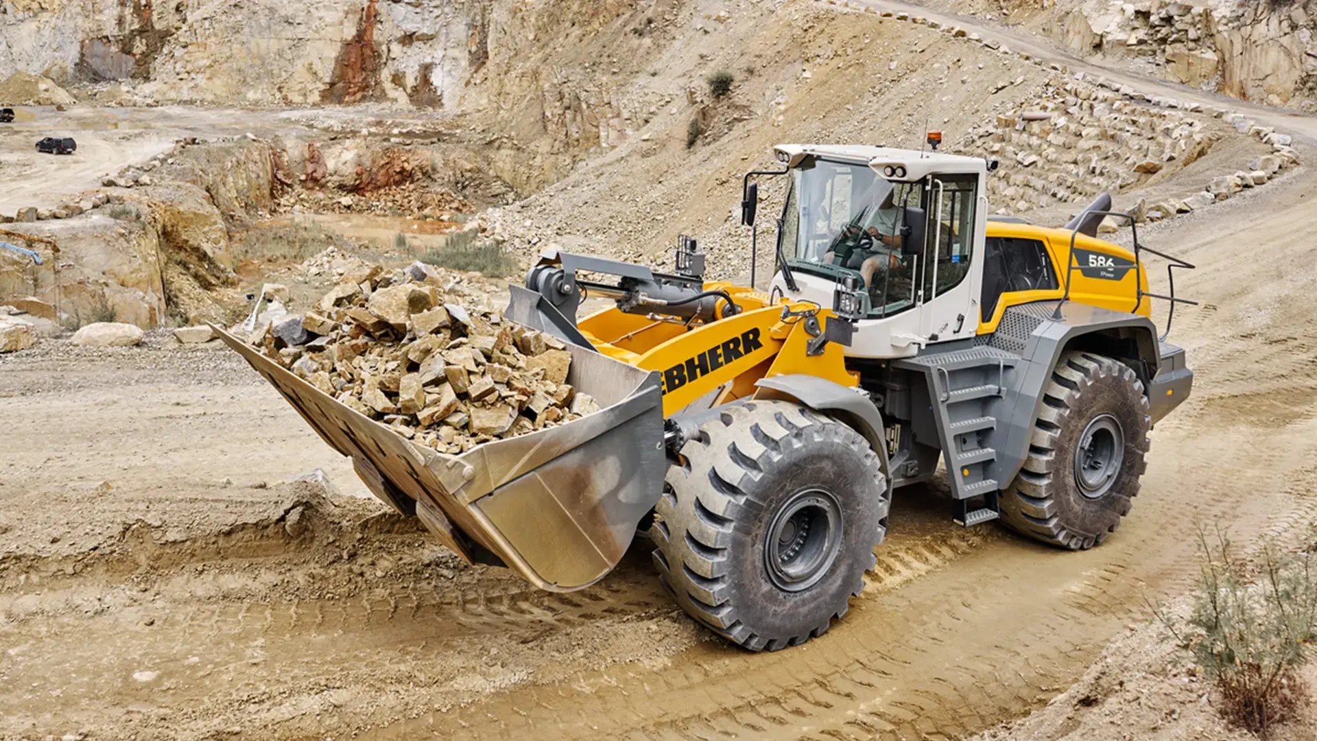 liebherr-stage-usa-l586-xpower