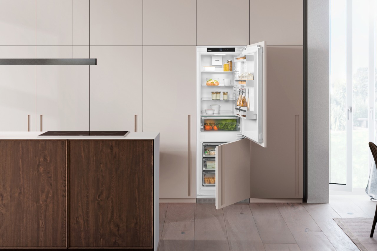 fully integrated built in fridge freezer icnh5103 liebherr