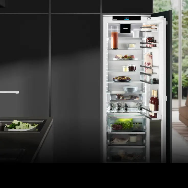 fully-integrated-fridge-IRBh5170-liebherr-ambient-1-_1_