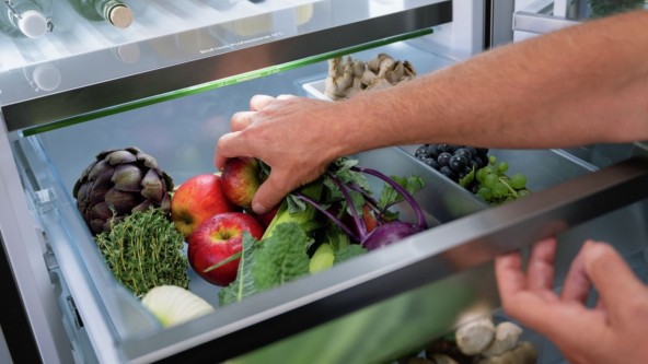 Compartiment BioFresh Profesionnal Liebherr pour conserver les aliments Le tiroir BioFresh Profesionnal Liebherr pour fruits et légumes
