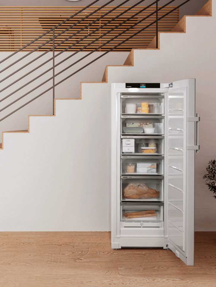 Open door freezer