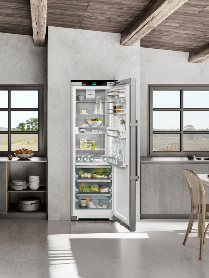 Open door fridge